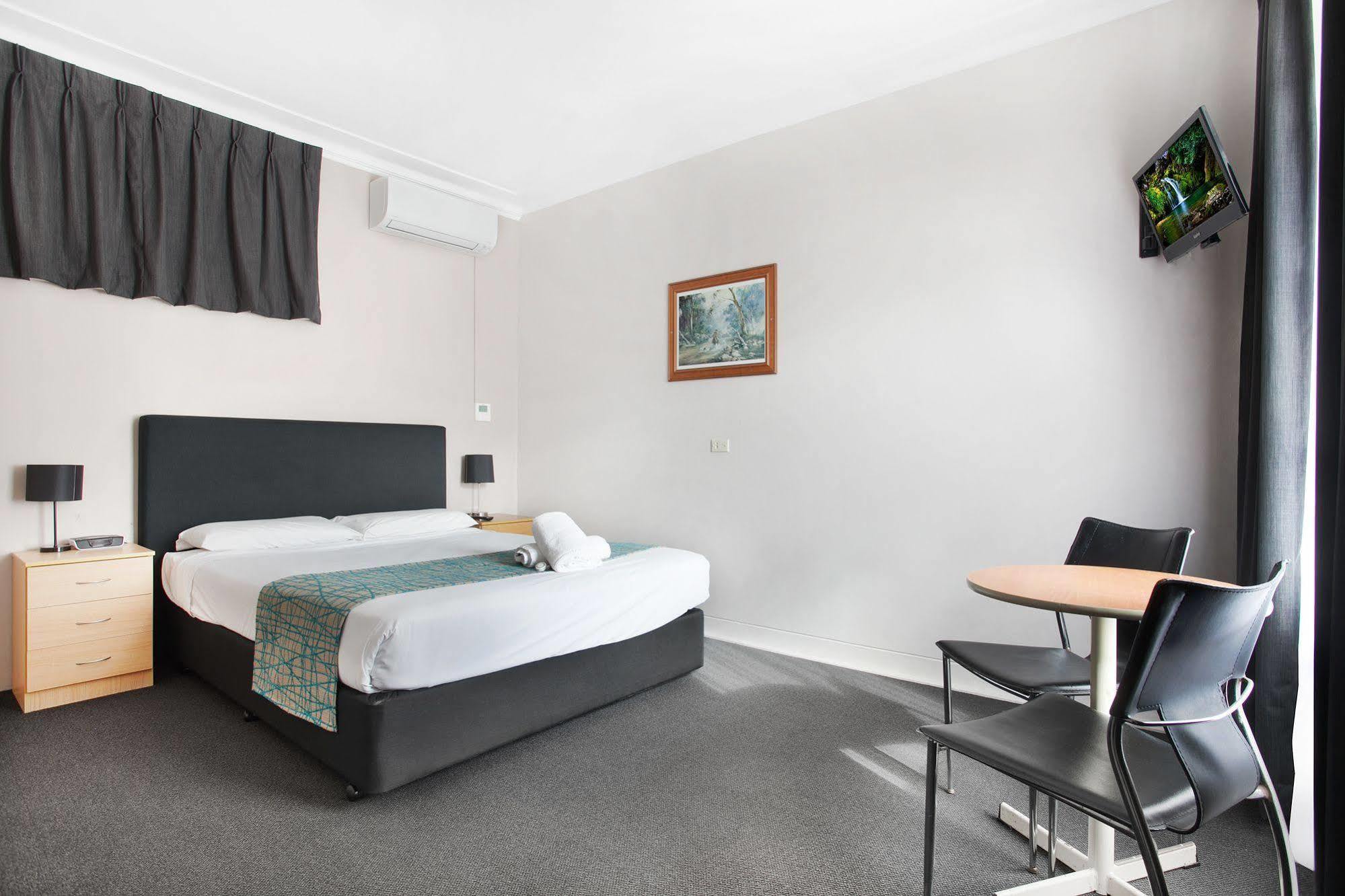 Gateshead Tavern & Motel Mount Hutton Ngoại thất bức ảnh